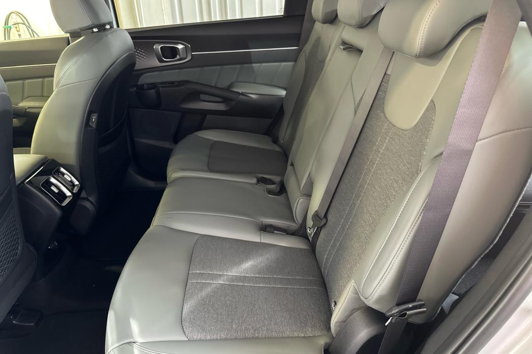 KIA SORENTO 2025