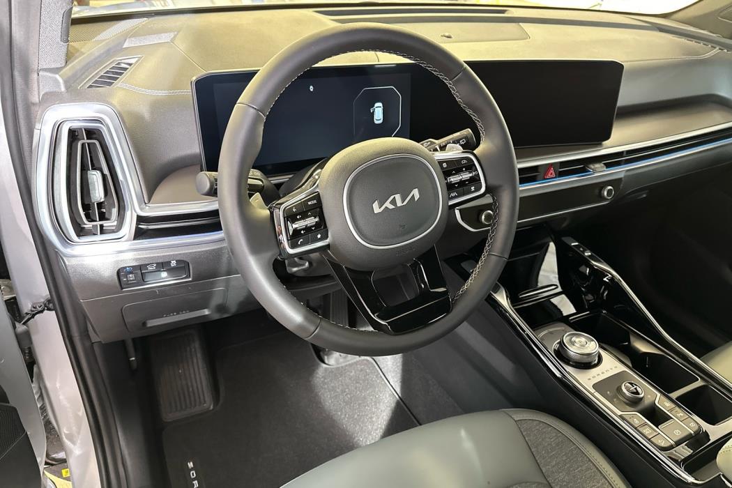 KIA SORENTO 2025