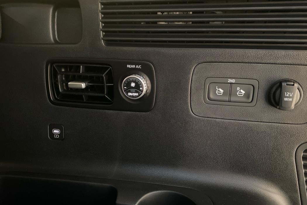 KIA SORENTO 2025
