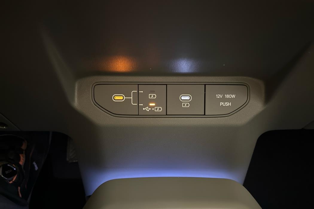 KIA EV3 2025