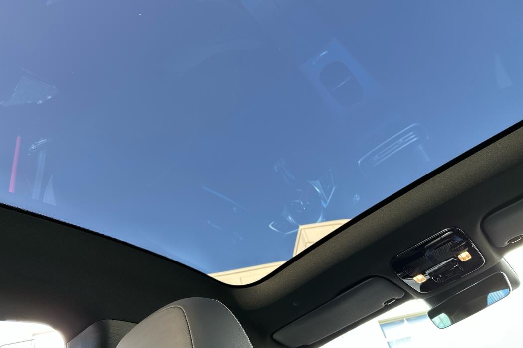 MERCEDES-BENZ CLA 2025