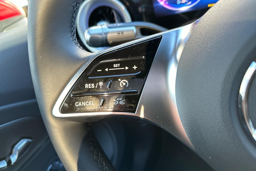 MERCEDES-BENZ CLA 2025