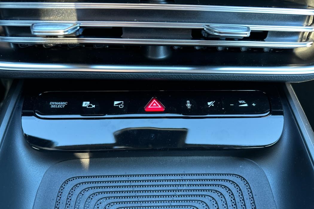 MERCEDES-BENZ CLA 2025