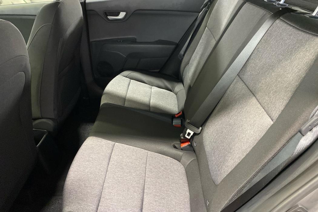 KIA STONIC 2024