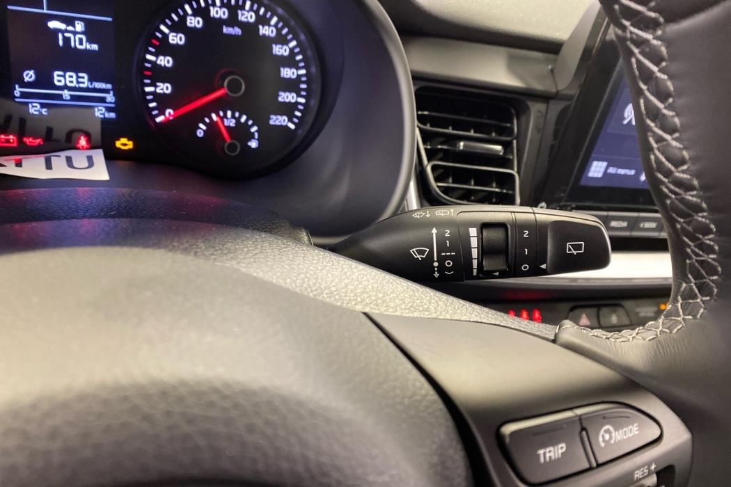 KIA STONIC 2024
