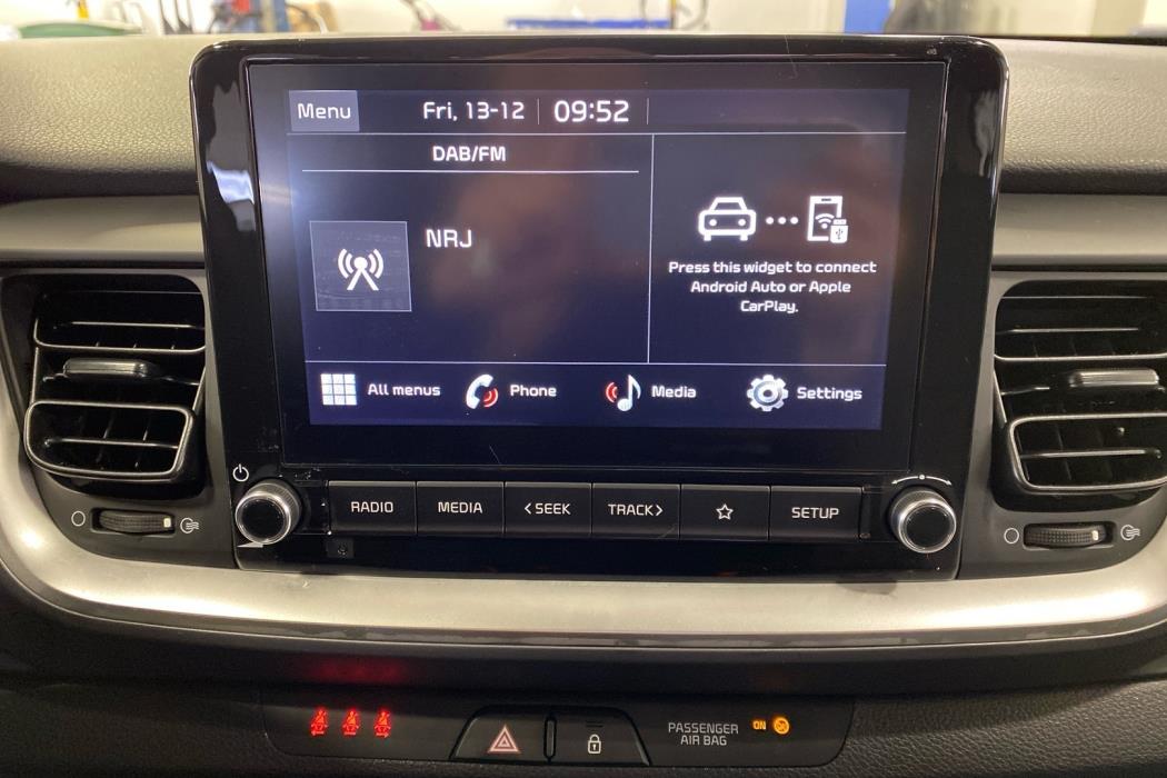 KIA STONIC 2024
