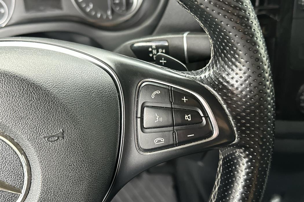 MERCEDES-BENZ Vito 2021