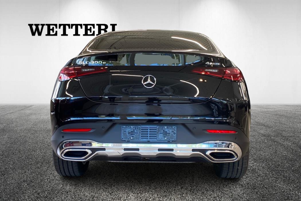 MERCEDES-BENZ GLC 2025