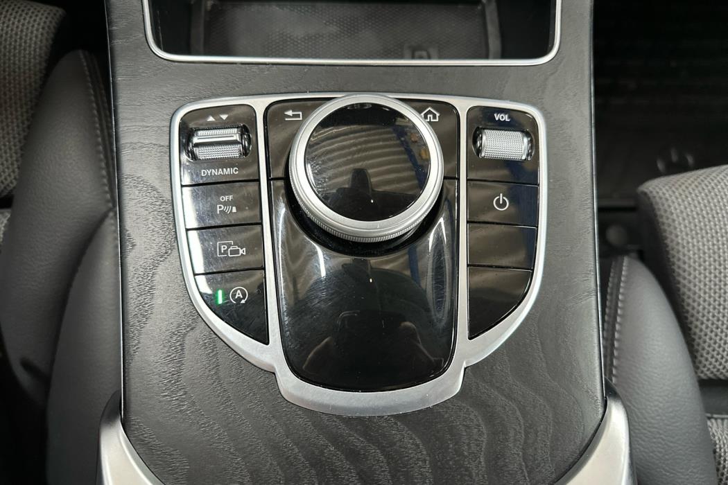 MERCEDES-BENZ C 2018