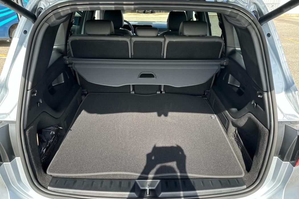 MERCEDES-BENZ EQB 2024