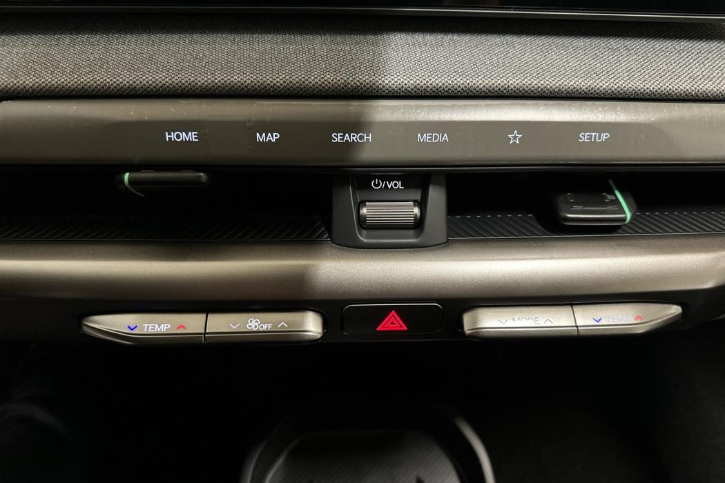 KIA EV4 2026