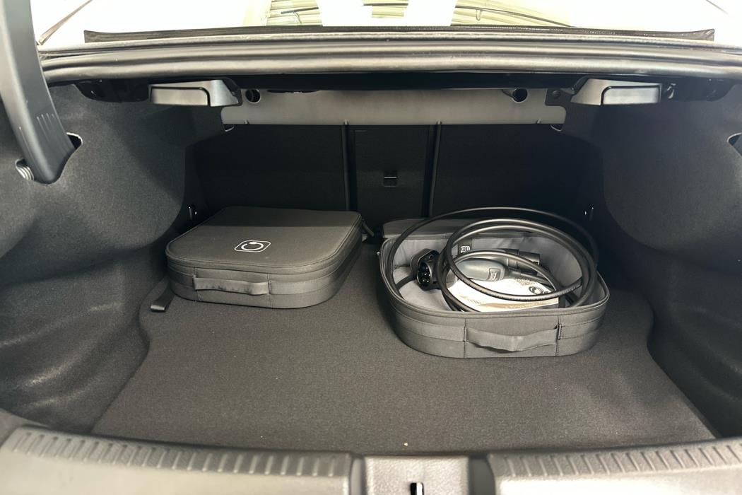 MERCEDES-BENZ CLA 2025