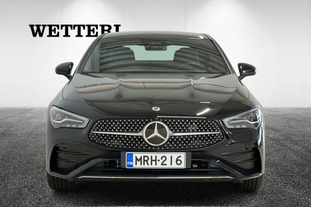 MERCEDES-BENZ CLA 2025