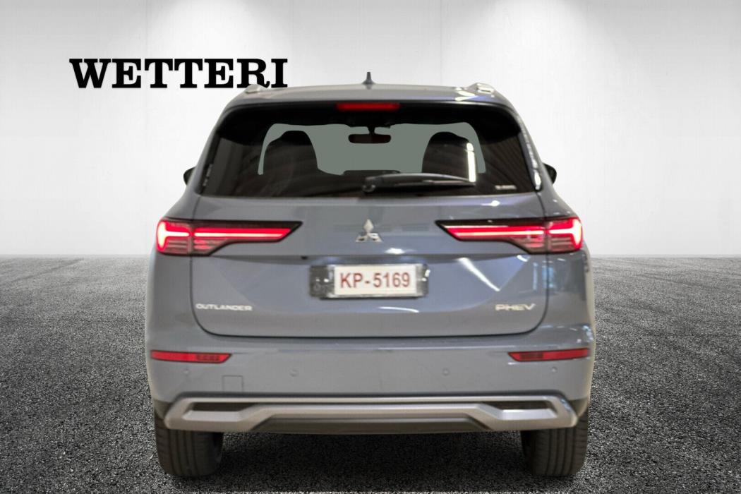 MITSUBISHI Outlander 2025