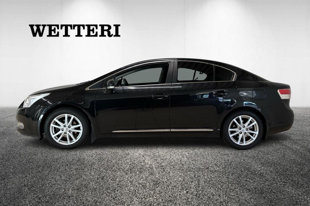 TOYOTA Avensis 2011