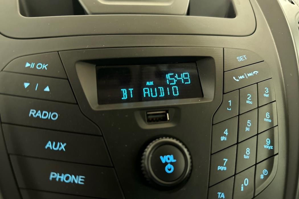 FORD Transit Courier 2015