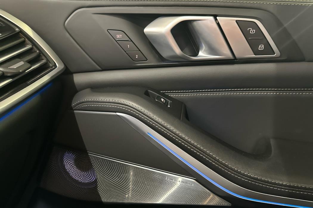 BMW X5 2021