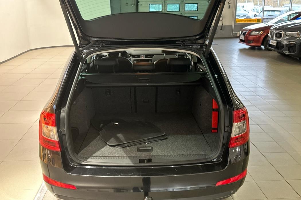 SKODA Octavia 2013
