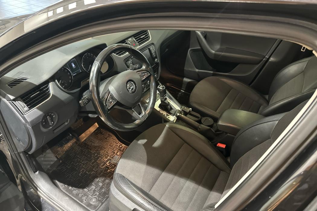 SKODA Octavia 2013