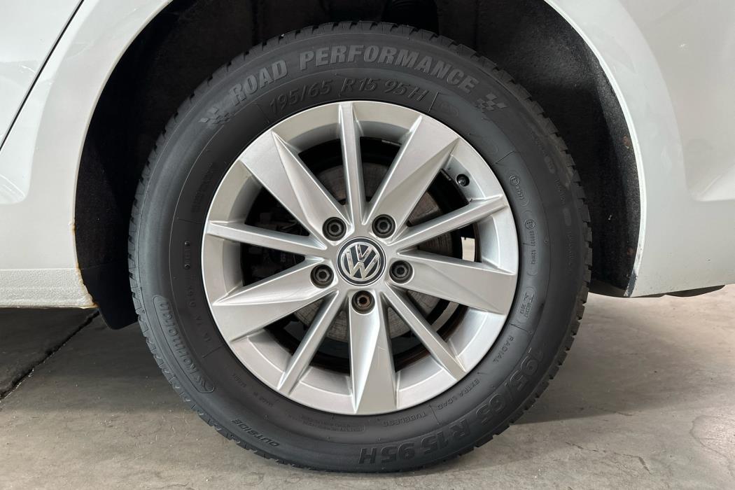 VOLKSWAGEN Golf 2014