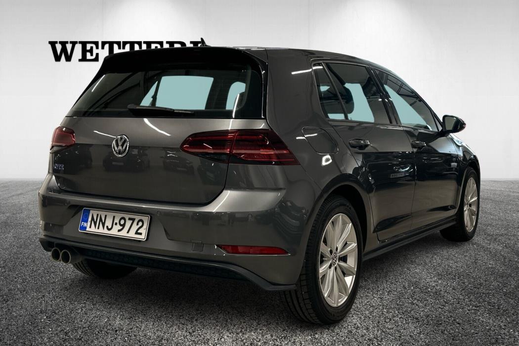 VOLKSWAGEN Golf 2020