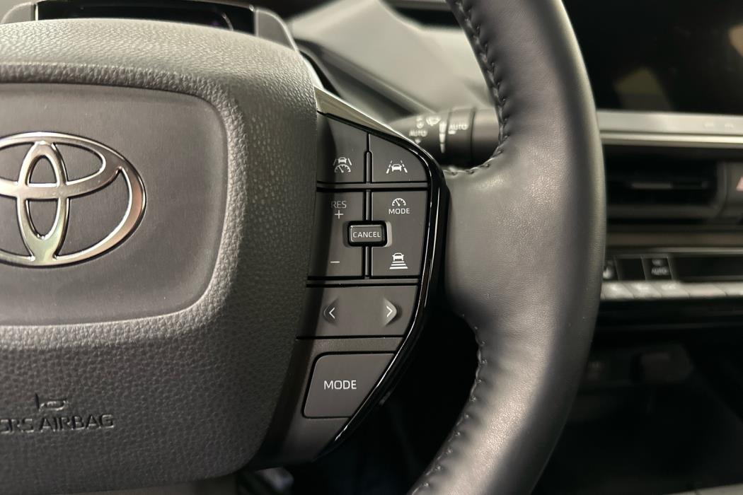 TOYOTA Prius Plug-in 2023