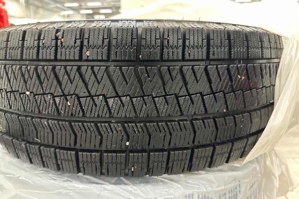 TOYOTA Prius Plug-in 2023