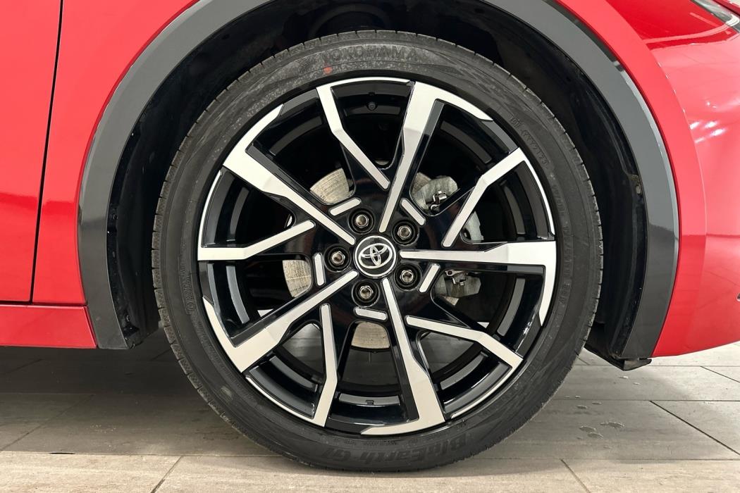 TOYOTA Prius Plug-in 2023