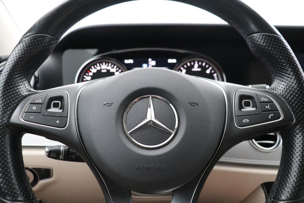 MERCEDES-BENZ E 2017