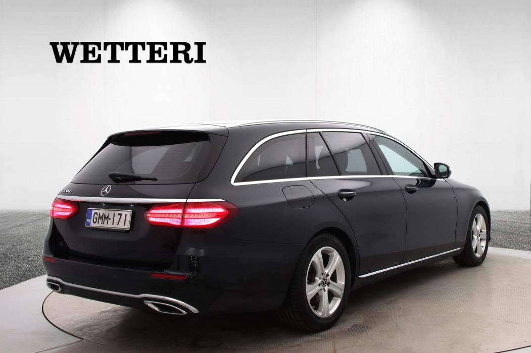 MERCEDES-BENZ E 2017