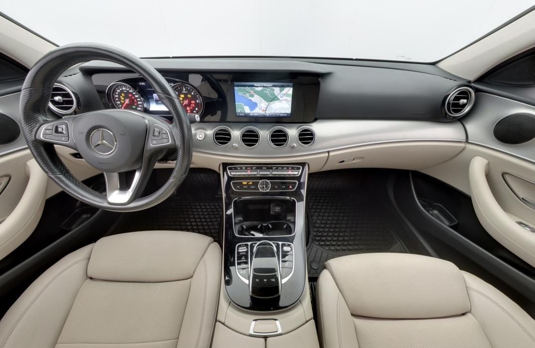 MERCEDES-BENZ E 2017