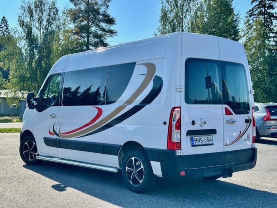 NISSAN NV400 2019