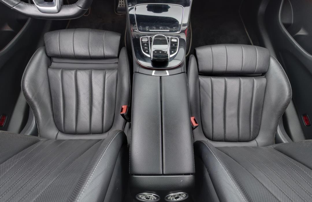 MERCEDES-BENZ E 2018