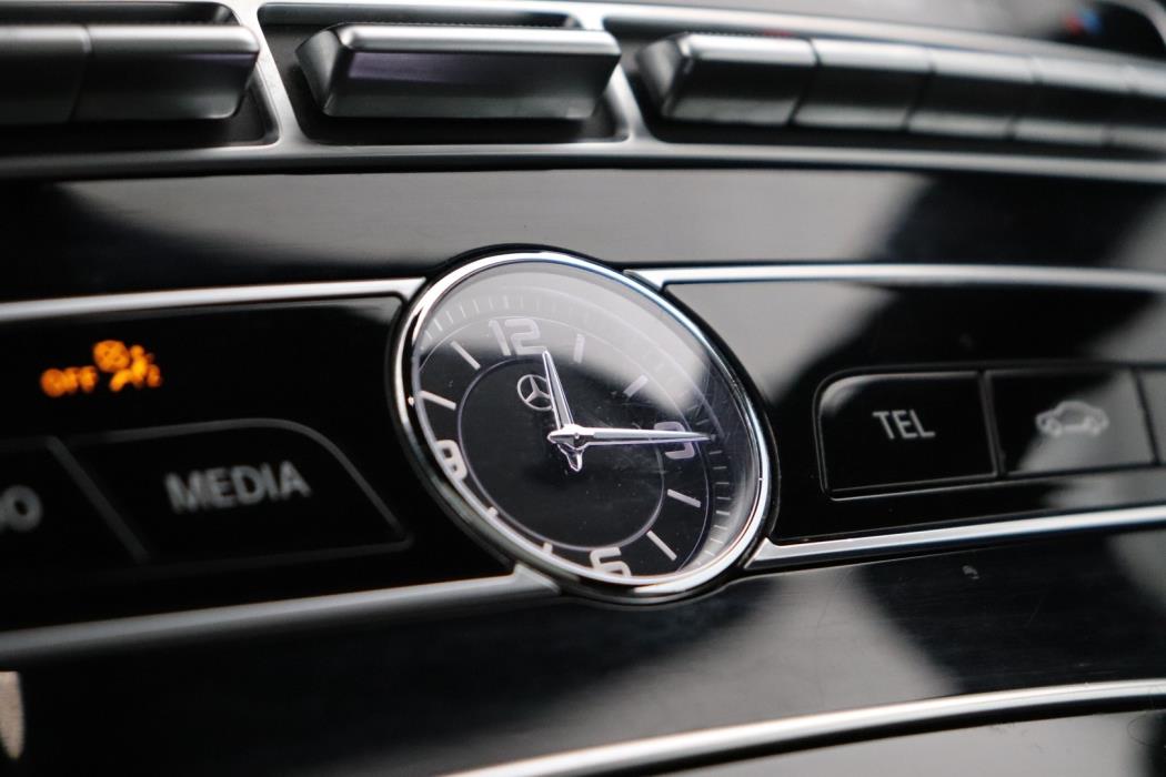 MERCEDES-BENZ E 2018