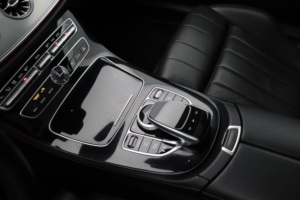 MERCEDES-BENZ E 2018