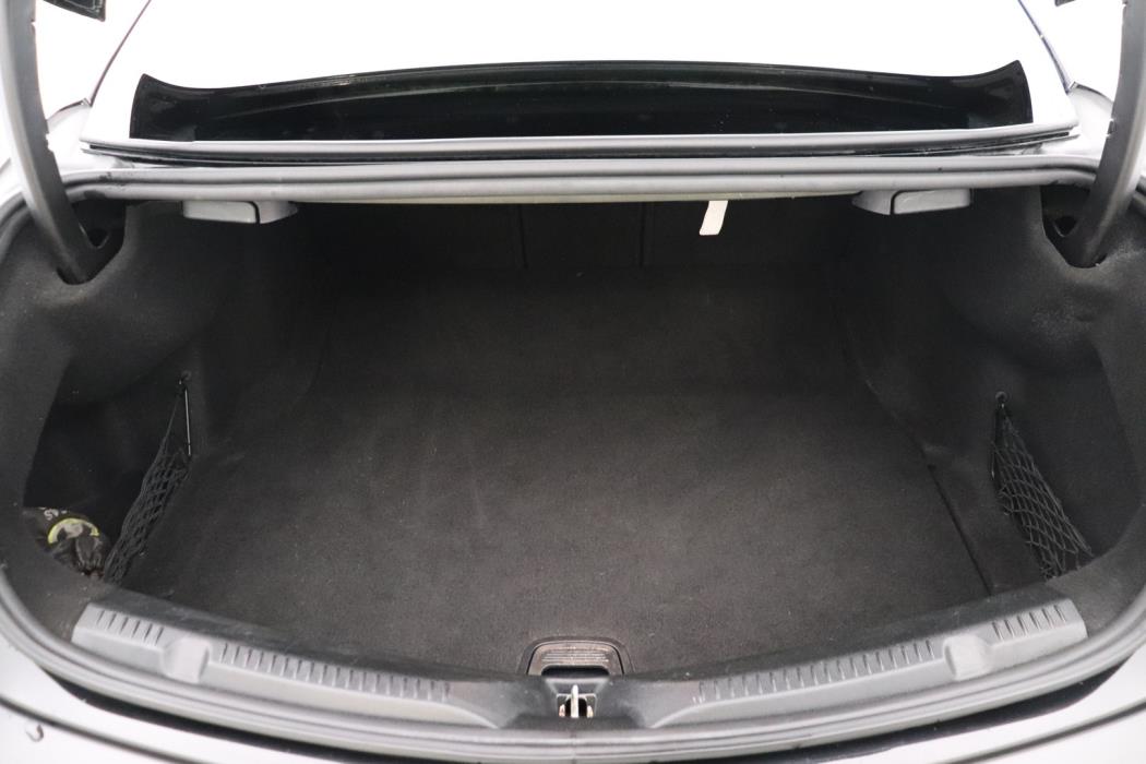 MERCEDES-BENZ E 2018