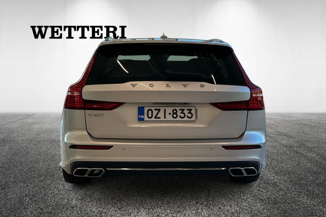 VOLVO V60 2020