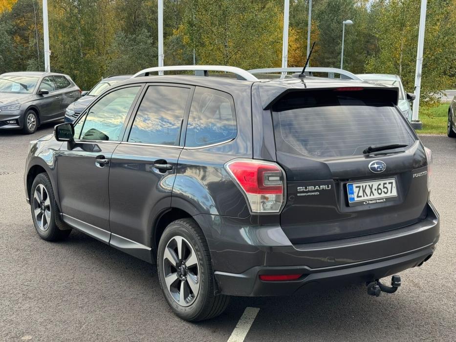 SUBARU Forester 2017