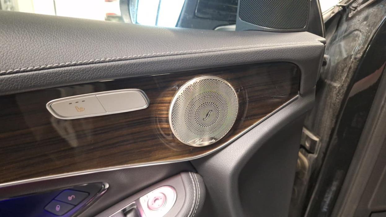 MERCEDES-BENZ GLC 2021