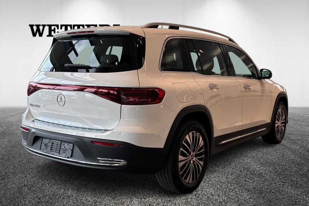 MERCEDES-BENZ EQB 2025