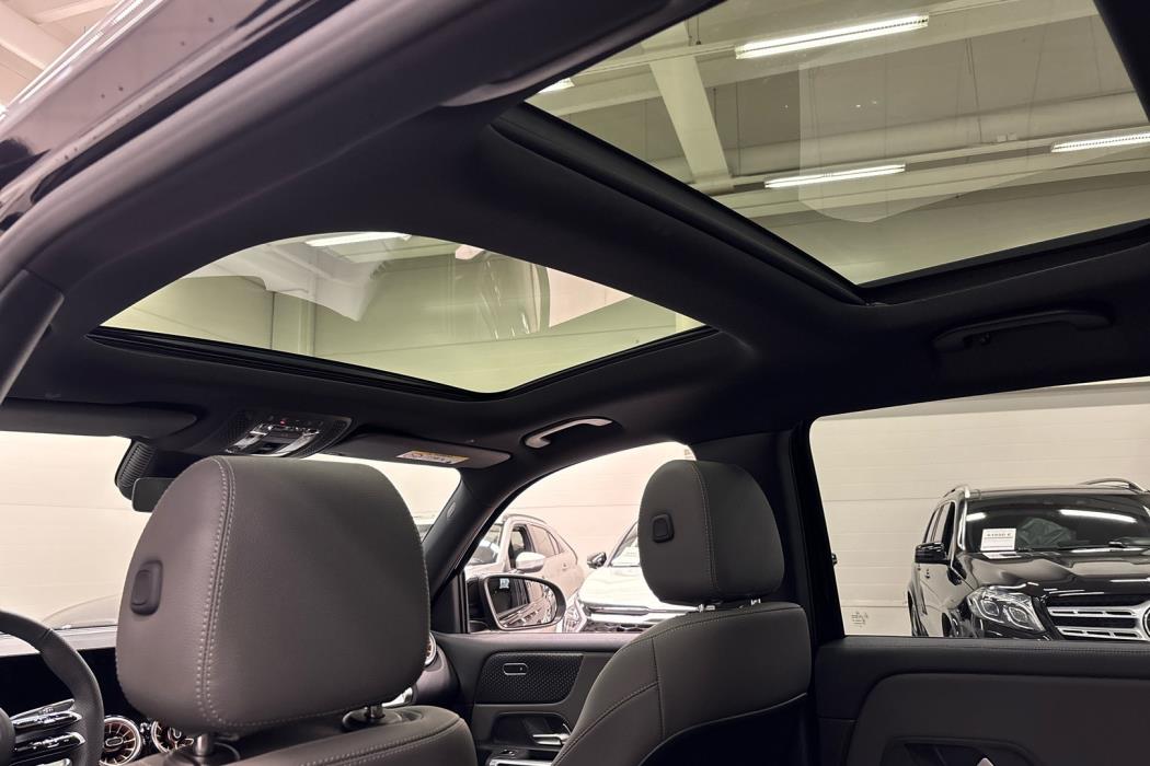 MERCEDES-BENZ EQB 2025