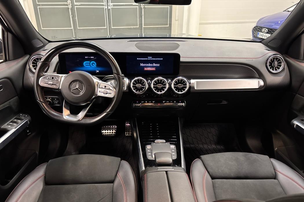 MERCEDES-BENZ EQB 2023