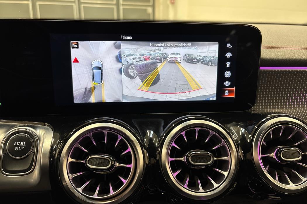 MERCEDES-BENZ EQB 2023