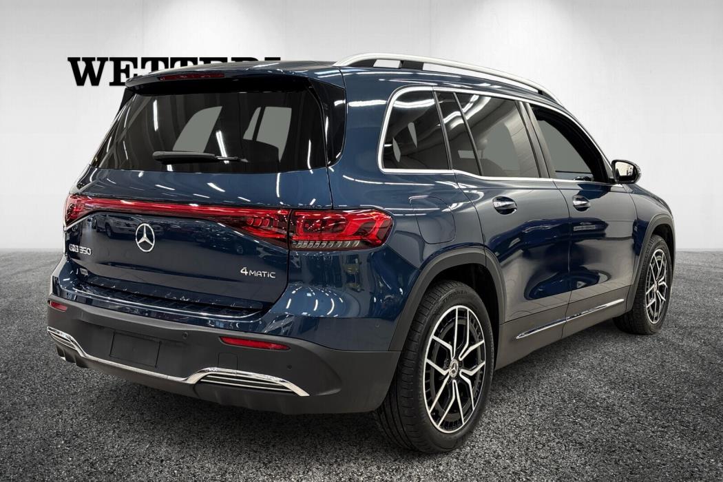 MERCEDES-BENZ EQB 2023