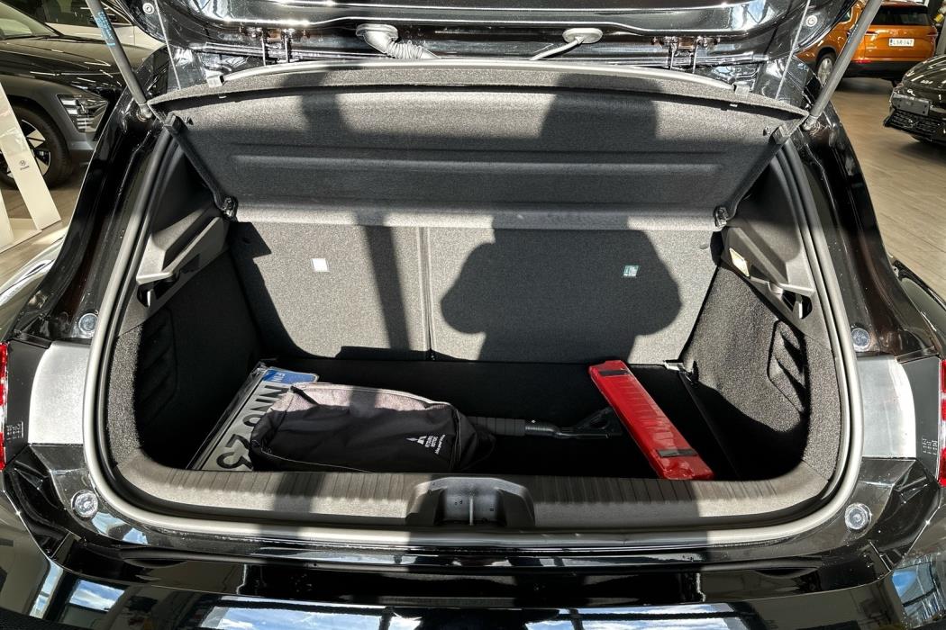 MITSUBISHI Colt 2025