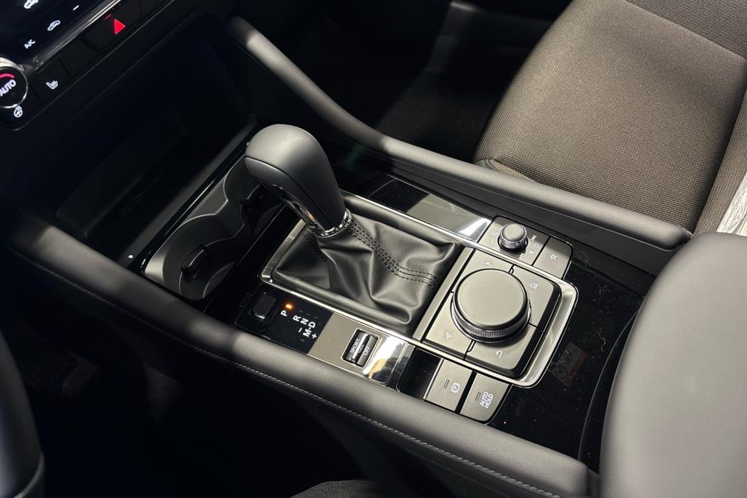 MAZDA 3 2025