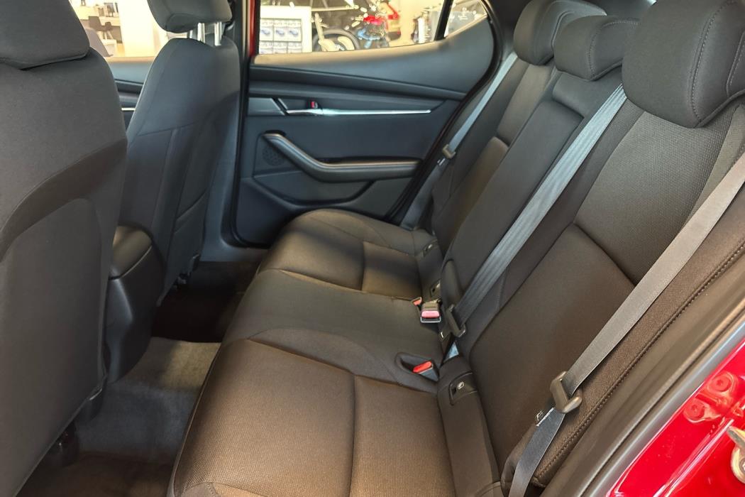 MAZDA 3 2025