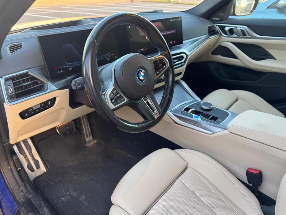 BMW i4 2023