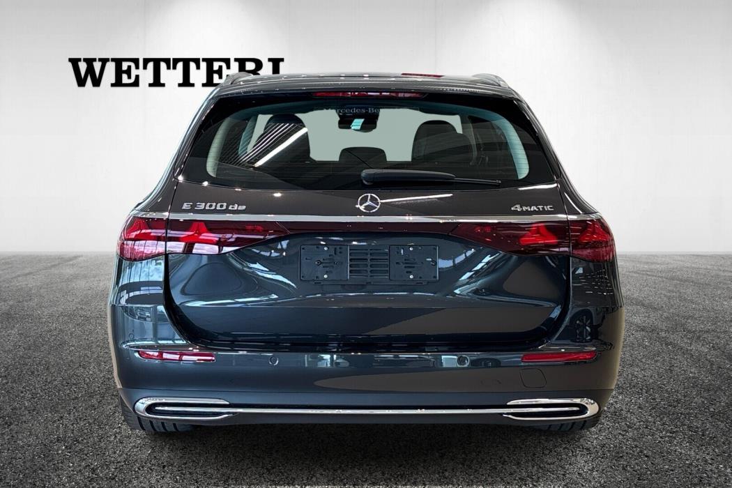 MERCEDES-BENZ E 2025