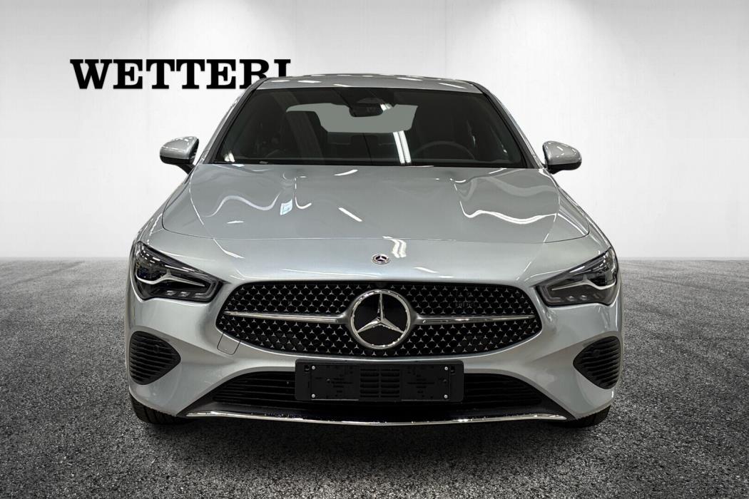 MERCEDES-BENZ CLA 2025